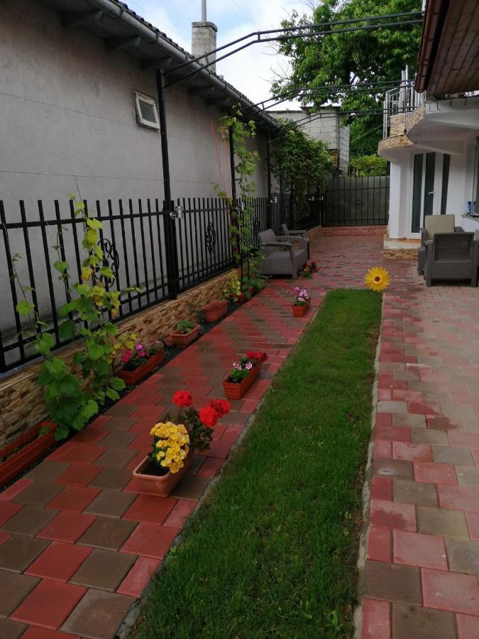 Ferienwohnung Casa Flor Două Mai Exterior foto